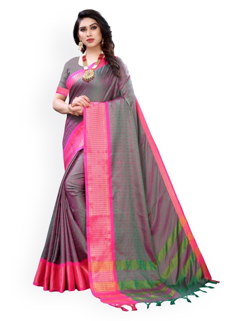 

KALINI Green Silk Blend Checked Kanjeevaram Saree