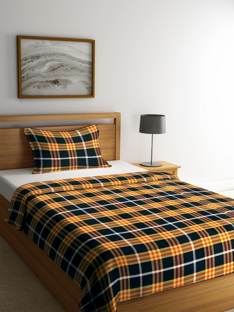 

KLOTTHE Yellow & Navy Blue Checked Single Bed Cover With 1 Pillow Cover