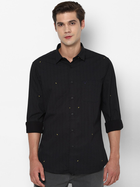 

Allen Solly Men Black Slim Fit Printed Casual Shirt