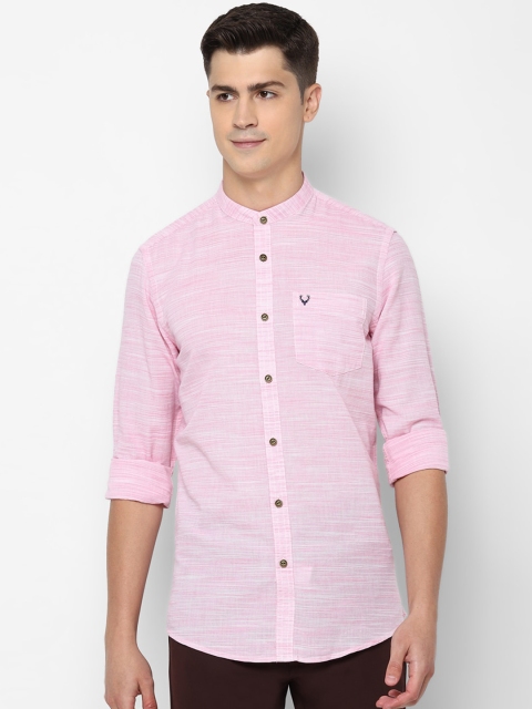 

Solly Jeans Co. Men Pink Regular Fit Solid Casual Shirt