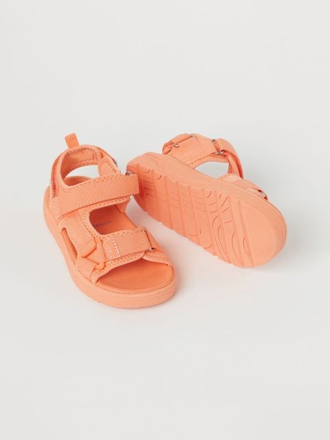 

H&M Girls Orange Printed Sandals