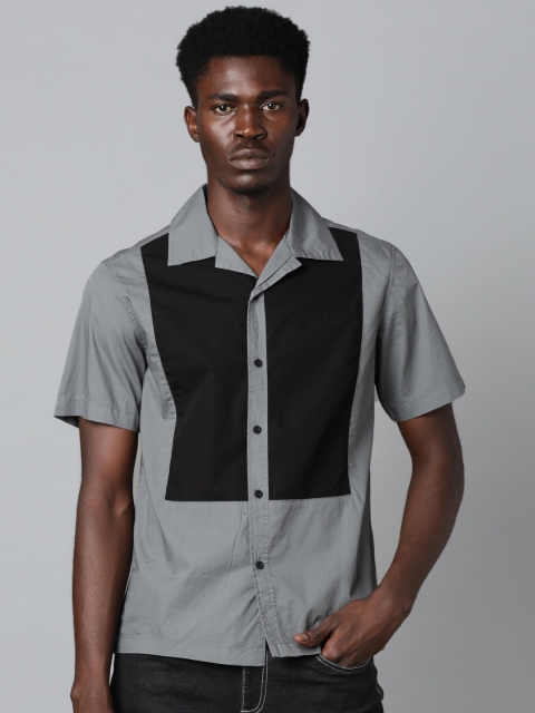 

Blue Saint Men Grey & Black Colourblock Regular Fit Solid Casual Shirt