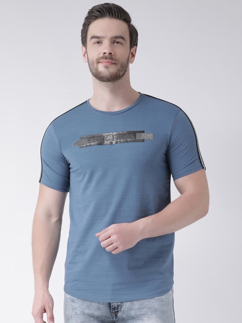 

Rex Straut Jeans Men Blue Typography Slim Fit T-shirt