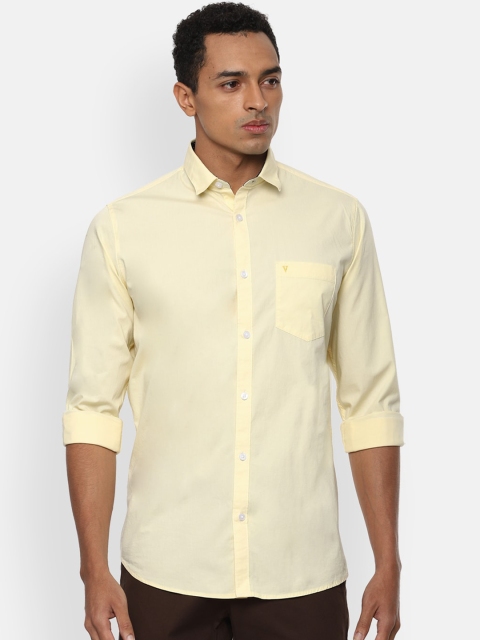 

Van Heusen Sport Men Yellow Slim Fit Solid Casual Shirt
