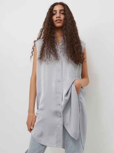 

H&M Women Grey Solid Oversized Satin Tunic