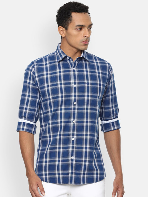 

Van Heusen Sport Men Blue & White Slim Fit Checked Casual Shirt