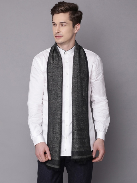 

Bruun & Stengade Men Grey Solid Cotton Muffler