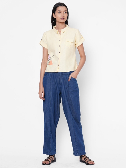 

ZOLA Women Yellow & Blue Solid Cotton Shirt with Trousers