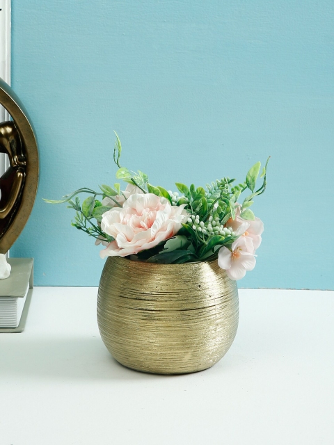 

TAYHAA Gold-Toned Textured Handcrafted Ceramic Vase