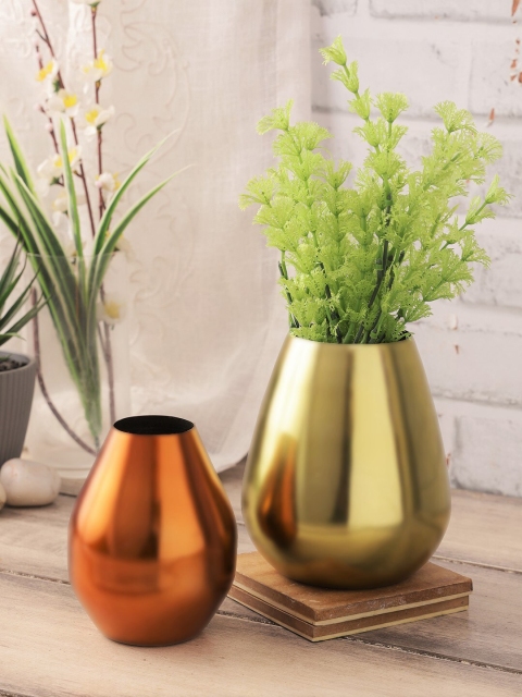 

Aapno Rajasthan Set Of 2 Gold-Toned & Copper-Coloured Metal Vases