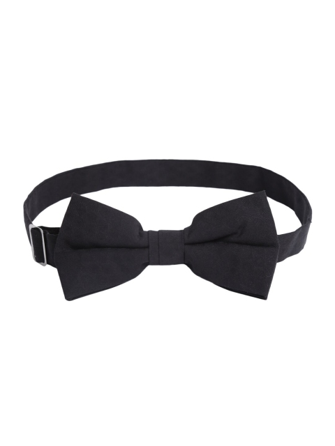 

Bruun & Stengade Black Solid Cotton Bow Tie