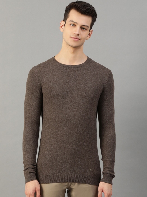

Bruun & Stengade Men Brown Solid Round Neck T-shirt