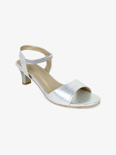 

Bloomtale Women Silver-Toned Textured Sandals