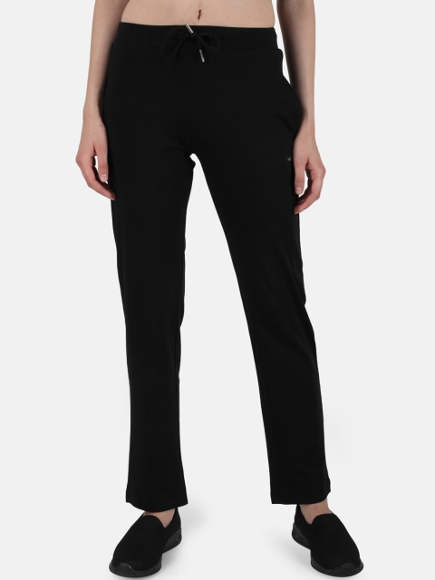 

Monte Carlo Women Black Solid Track Pants