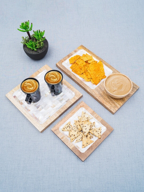 

Golden Peacock Set Of 3 Brown Wooden Serving Trays With Bowl