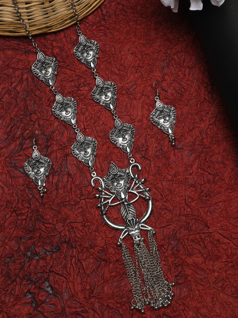 

NEUDIS Oxidised Silver-Plated Antique Jewellery Set