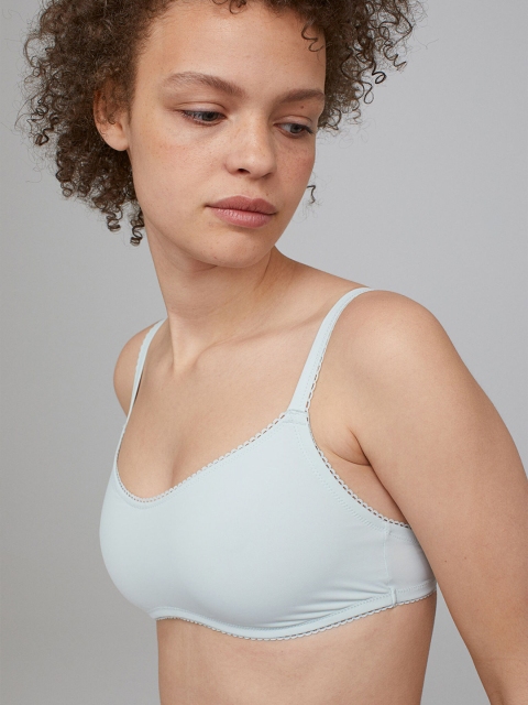 

H&M Padded Turquoise Blue Solid Non-Wired Microfibre Bra 0973946001