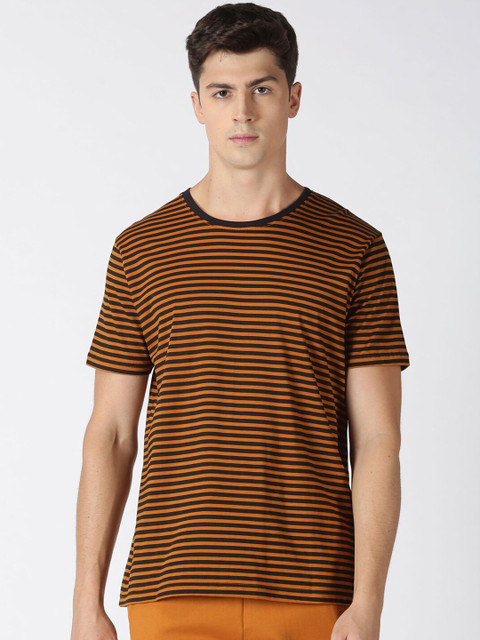 

Blue Saint Men Brown & Black Pure Cotton Striped Round Neck T-shirt
