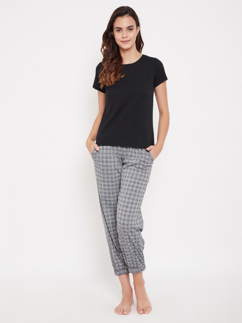

Clovia Women Black & Grey Solid Night Suit