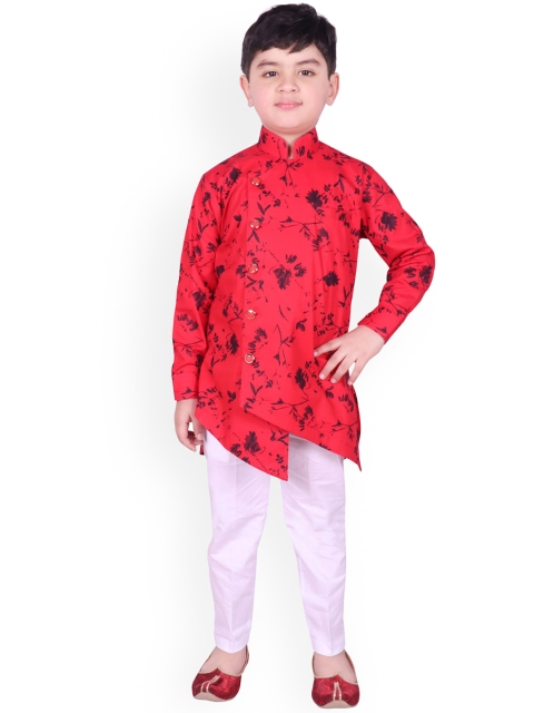 

SG YUVRAJ Boys Red Floral Printed Kurta with Trousers