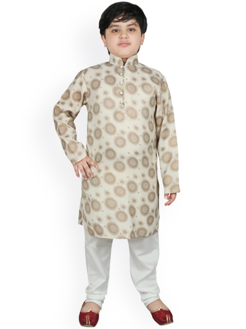 

SG YUVRAJ Boys Beige & Golden Printed Straight Handloom Kurta with Pyjamas