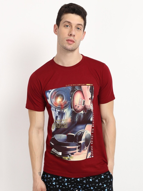 

V2 Value & Variety Men Rust Red Printed T-shirt
