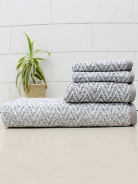 

AVI Living Unisex Set Of 4 White & Grey Chevron Printed 550 GSM Cotton Towels
