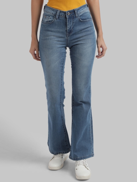 

Parx Women Blue Bootcut Clean Look Light Fade Jeans