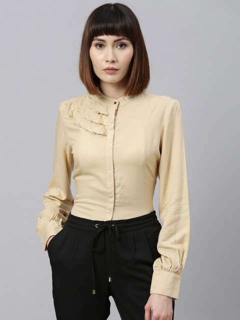 

Park Avenue Woman Beige Mandarin Collar Regular Top