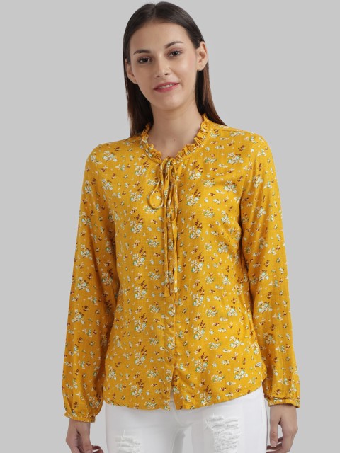 

Parx Women Yellow & White Printed Regular Fit Casual Shirt