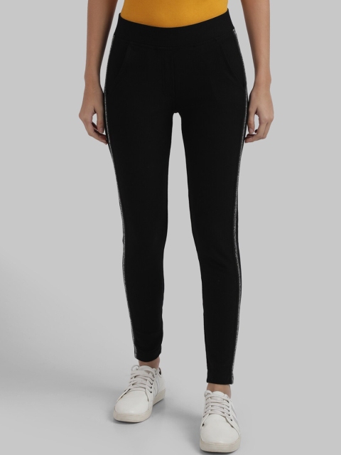 

Parx Women Black Solid Jeggings