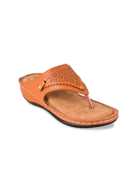 

CALZADO Tan Textured Wedge Sandals with Laser Cuts