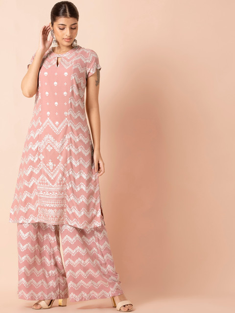 

INDYA X PAYAL SINGHAL Women Blush Foil Chevron Kurta with Palazzos, Pink