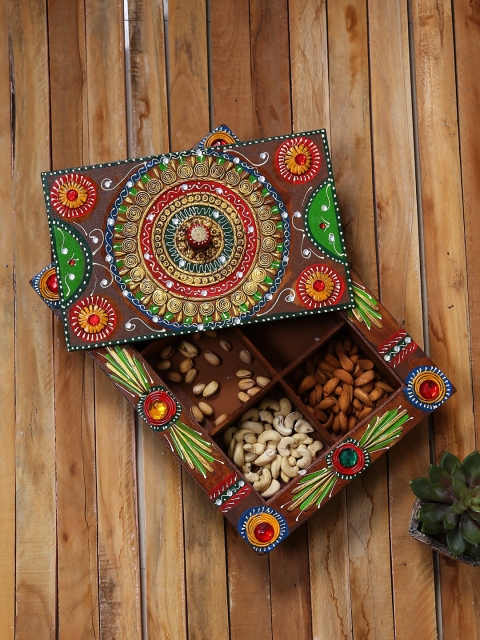 

Aapno Rajasthan Multicoloured Wood and Clay Handmade Traditional Jewelry Cum Utility Box, Multi