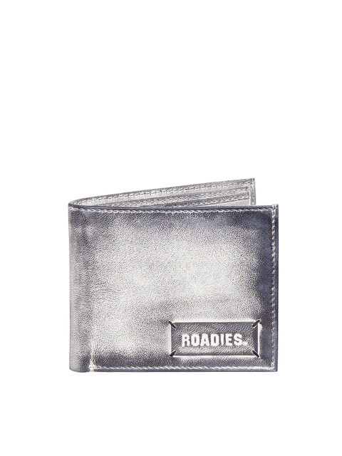 

Justanned Men Grey Textured Two Fold Wallet