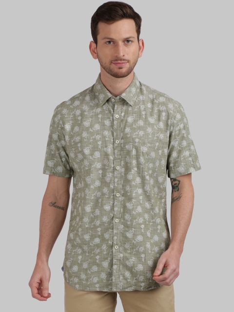 

Parx Men Green Slim Fit Printed Casual Shirt