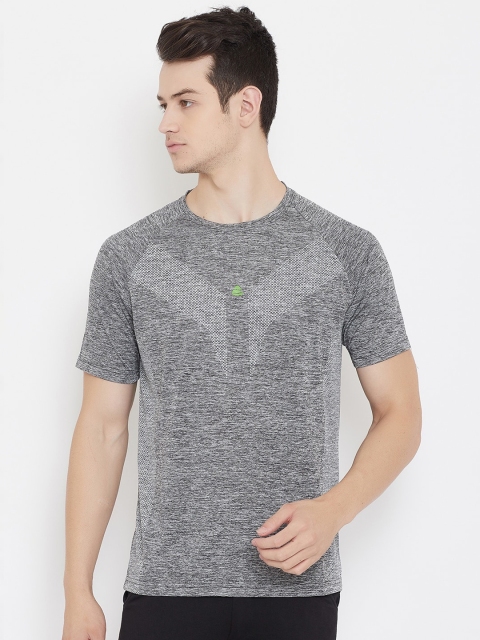 

Duke Men Grey Melange Self Design T-shirt