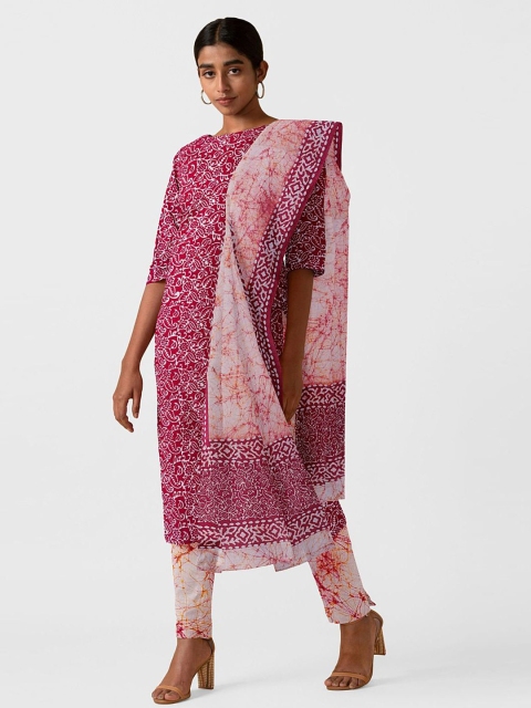 

Taneira Women Red Abstract