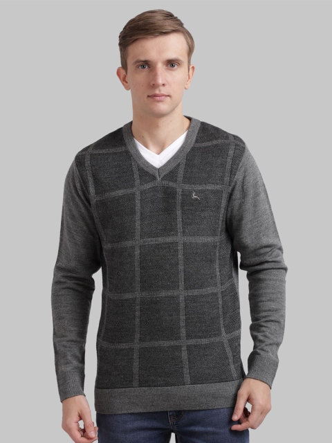 

Parx Men Grey Checked Pullover Sweater
