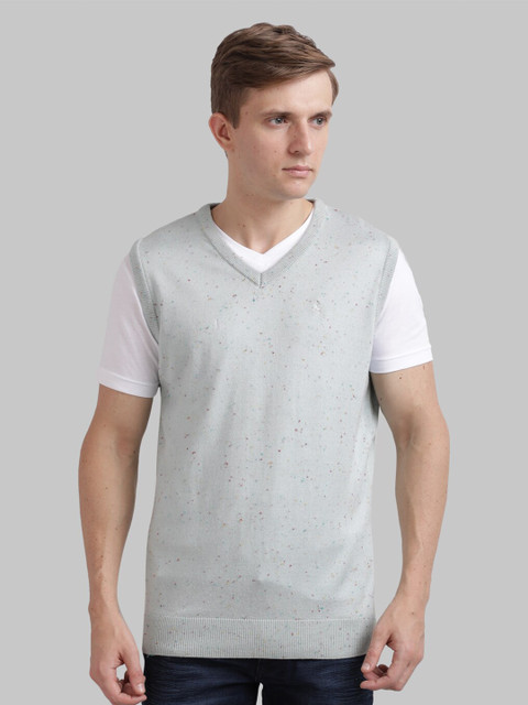

Parx Men Grey Solid Sweater Vest Sweater