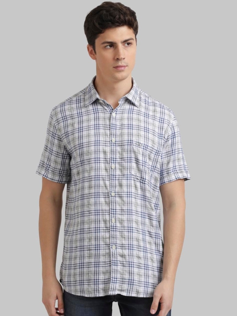 

Parx Men Blue Slim Fit Checked Casual Shirt
