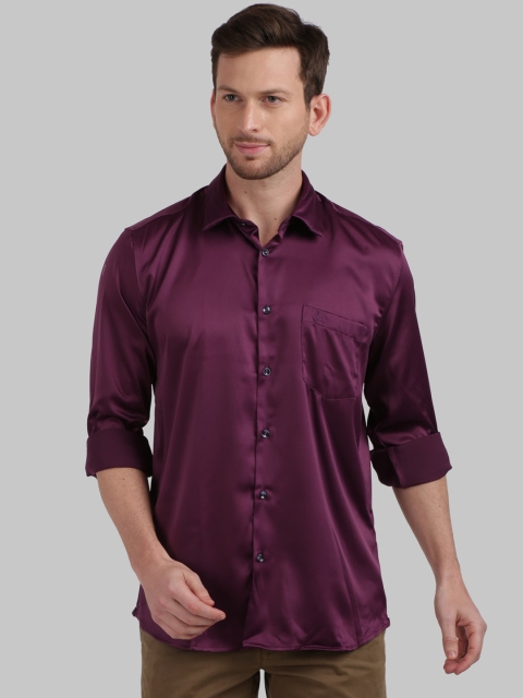 

Parx Men Burgundy Slim Fit Solid Casual Shirt