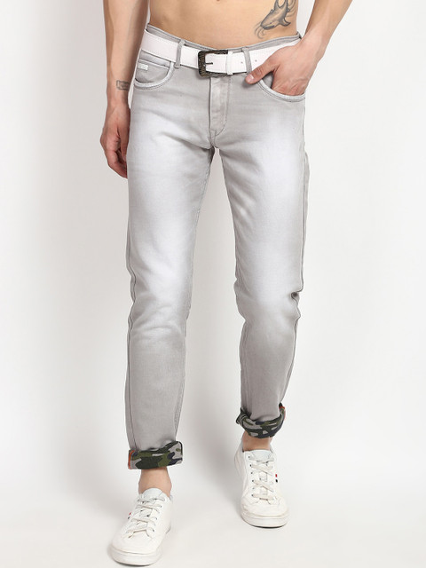 

V2 Value & Variety Men Cream-Coloured Heavy Fade Jeans
