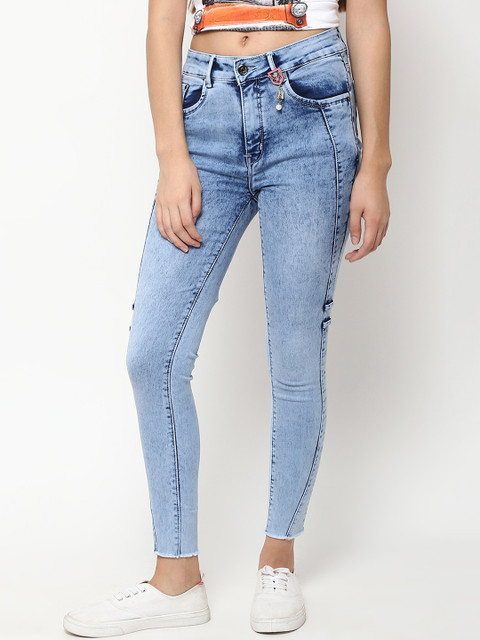 

V2 Value & Variety Women Blue Mildly Distressed Heavy Fade Jeans