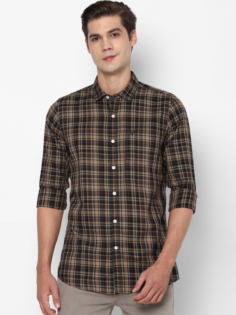 

Solly Jeans Co. Men Brown & Beige Regular Fit Checked Casual Shirt