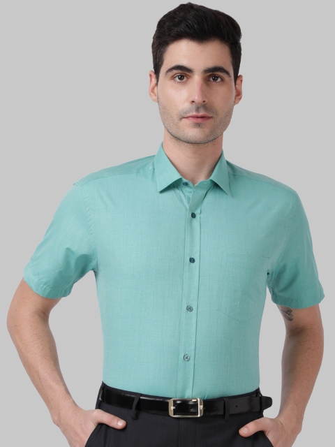 

Park Avenue Men Green Solid Regular Fit Formal Shirt
