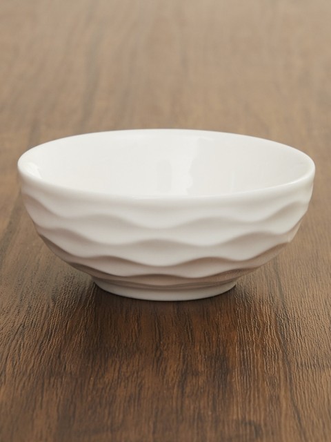 

Home Centre Unisex White Solid Brook Ceramic Brook Bowl