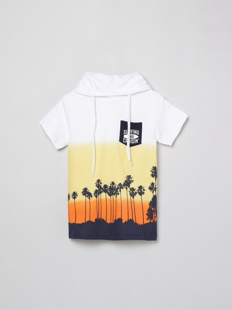 

max Boys White Printed Hooded T-shirt