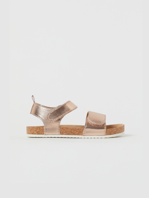 

H&M Girls Bronze-Toned Flatform Heels