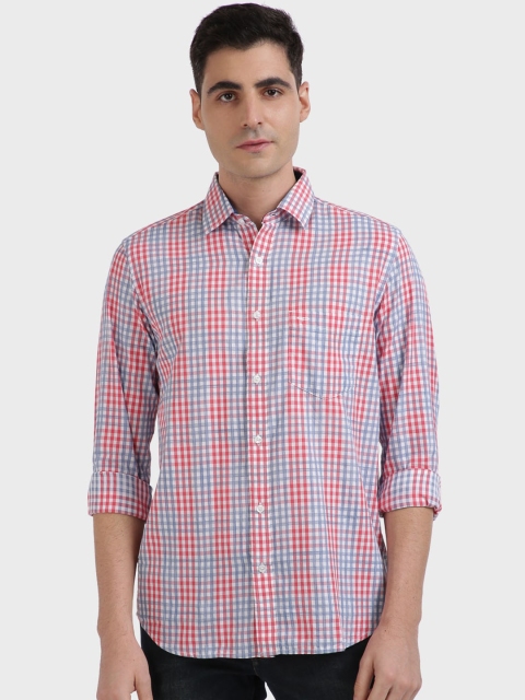 

ColorPlus Men Red Tailored Fit Checked Casual Shirt